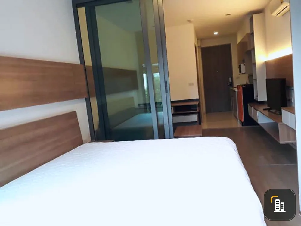Condo for rent / sale, Trapezo Sukhumvit 16, beautiful room, fully furnished Central well Ready to own