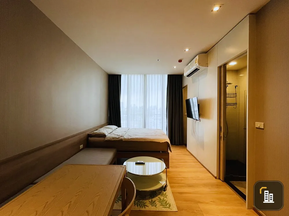 For rent, Condo Park 24, near BTS Phrom Phong, fully furnished, do not miss.