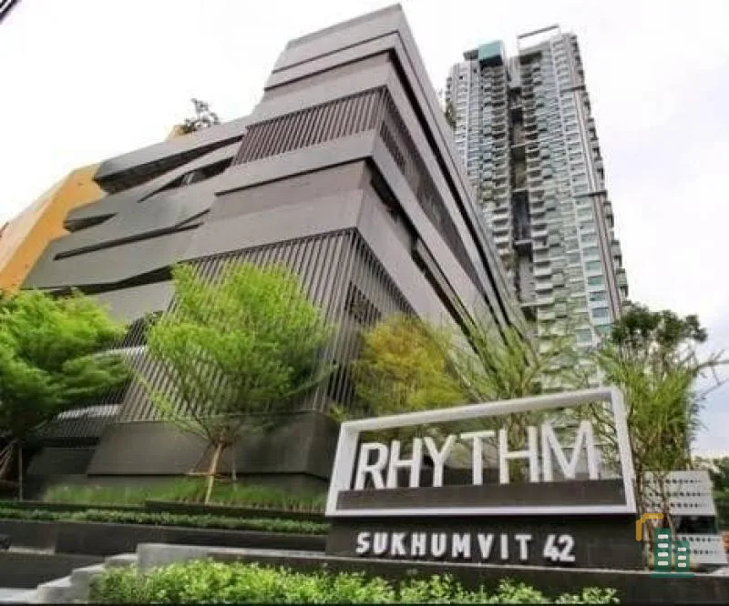 Condo for sale with tenant, Rhythm Sukhumvit 42, fully furnished, beautiful view, very cheap.