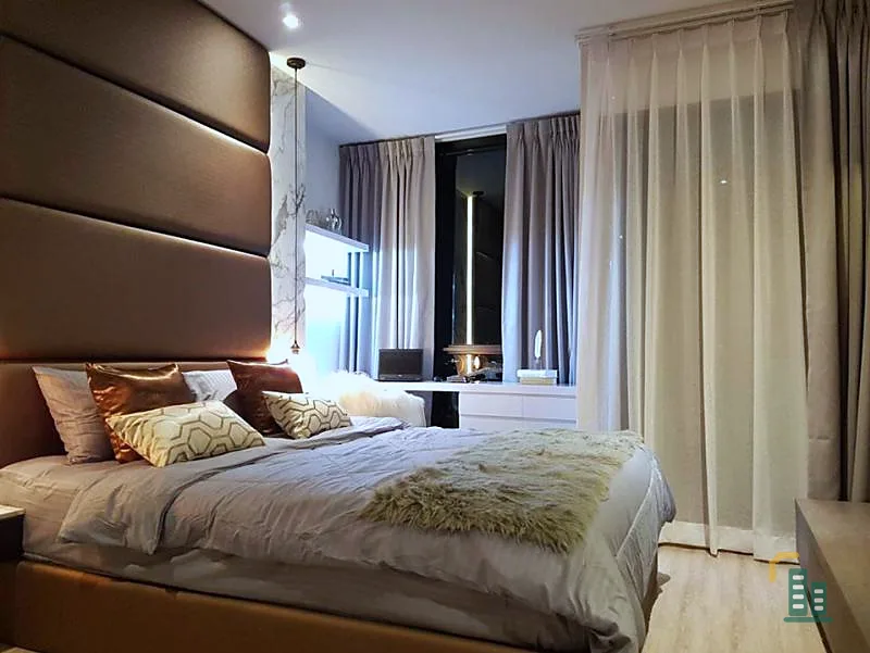 Condo for rent at Rhythm Ekamai, beautiful room, new built-in, fully furnished, beautiful view, do not miss.