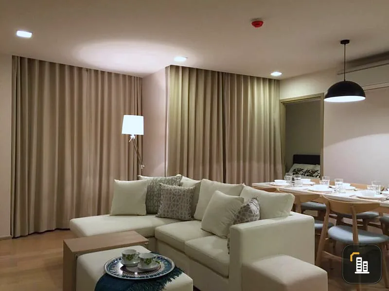 Sell / rent liv @ 49 (sukhumvit 49) 3 bedrooms size with storage room, wide kitchen, near bts before first come.