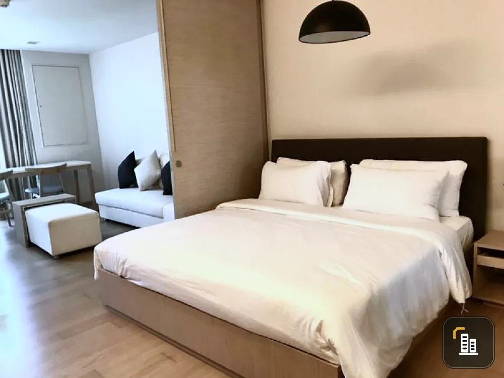 Sell / rent Liv @ 49 Condo, 5th floor, convenient transportation, near BTS, convenient, ready to move in, book now !!