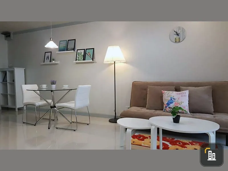 For rent, Supalai Place Sukhumvit 39, size 50 sq.m., 9th floor, spacious room, fully furnished, convenient transportation, near bts, good value