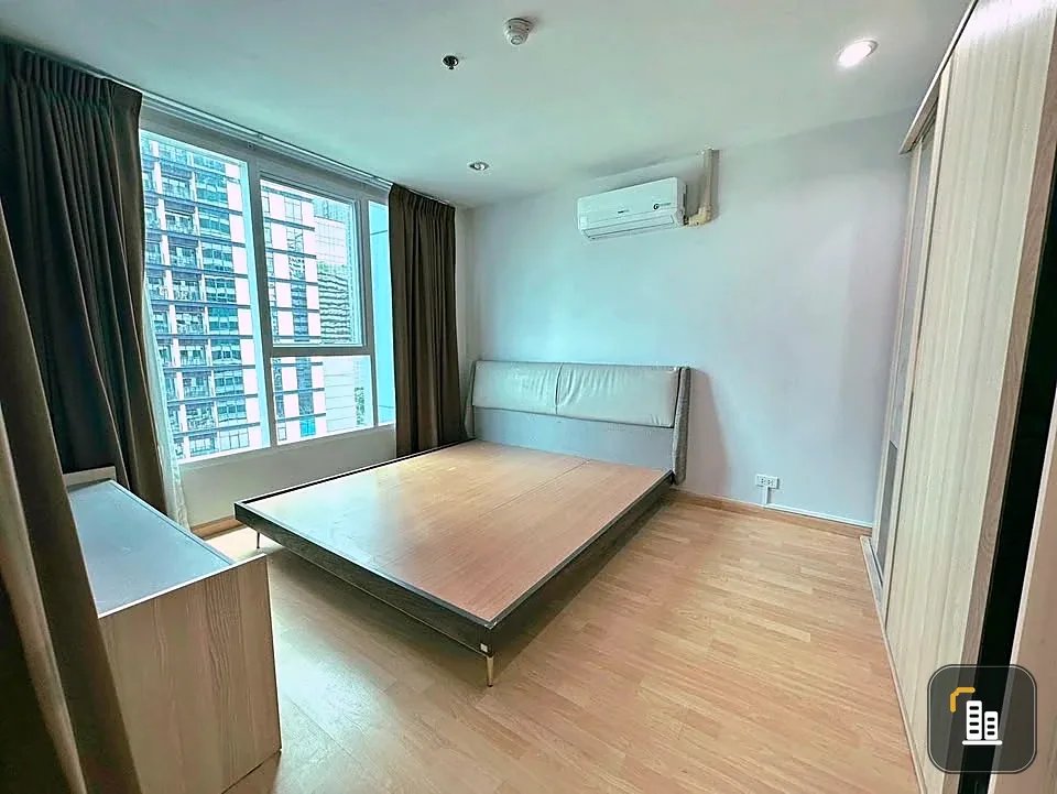 Urgent sale, Sukhumvit Condo, Living Town, empty room, 11th floor, good view, very cheap, book now