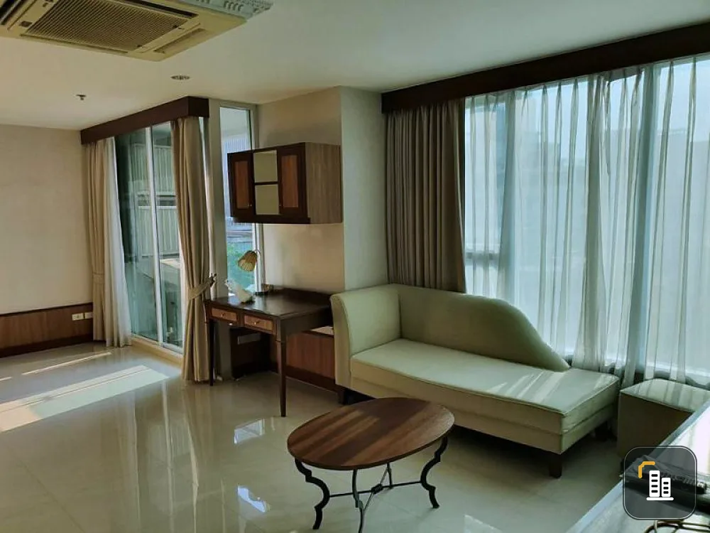 Condo for sale / rent, Sukhumvit, Living Town, good location, Asoke area, spacious room, fully furnished. Great price !! Hurry !!