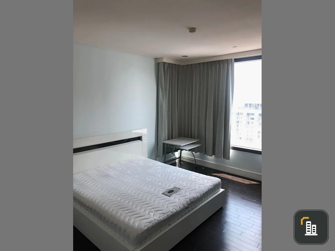 For sale / rent, Aguston Condo, Sukhumvit 22, 31st floor, good location, near BTS, 3 bedrooms, comfortable, don't miss !!