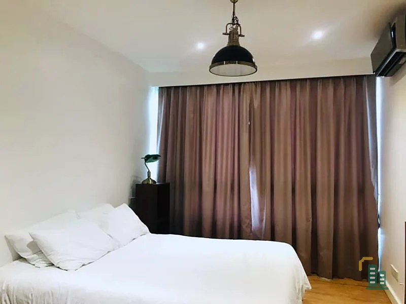 Sell / rent Issara @ 42 Sukhumvit 2 bedrooms, 2 bathrooms, 3rd floor, ready to move in, good location, worth investing in, do not miss !!