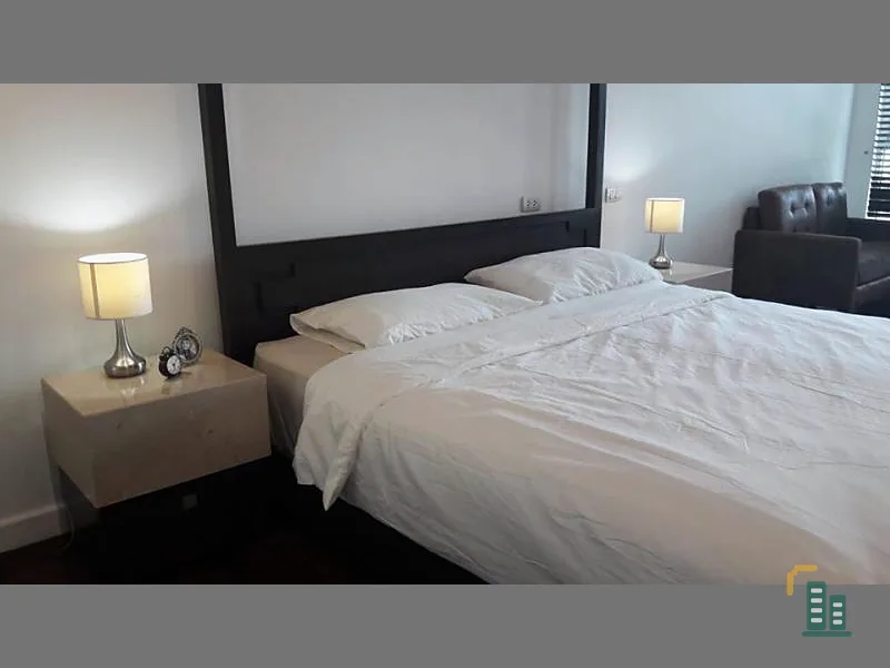 Condo for rent, Avenue 61, near BTS Ekkamai, 2 bedrooms, 2 bathrooms, fully furnished.