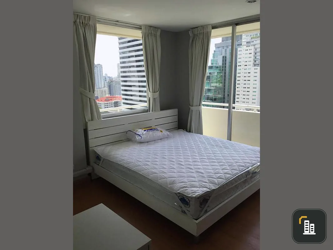 express!! Condo for rent, Asoke Place, luxury room in the heart of the city, high floor, beautiful view, corner room, very good location, don't miss it !!