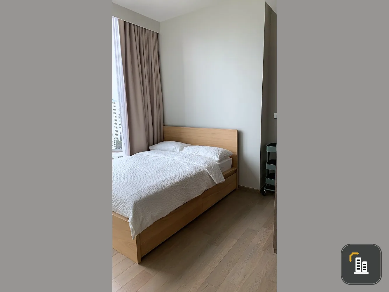 Urgent sale !! Condo Celes Asoke, near the train, good price as the capital. You have to hurry!