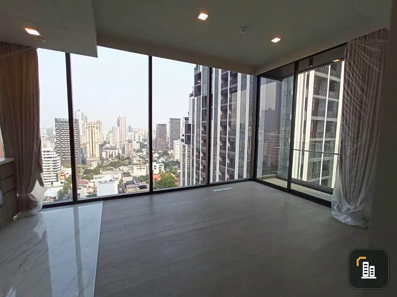 Condo for rent, Celes Asoke, new room, in the corner, good location, beautiful view, do not miss