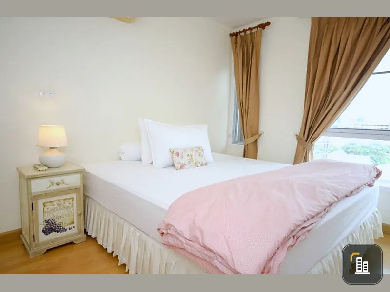 Condo for rent, Serene Place Sukhumvit 24, near the train, convenient to travel, fully furnished, ready to move in, hurry !!
