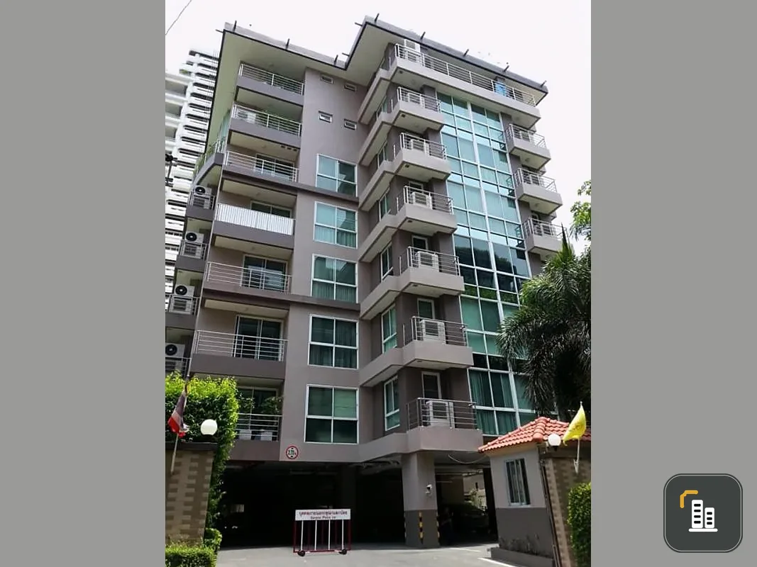 Urgent for rent !! Condo Serene Place Sukhumvit 24, fully furnished, near the train, reasonable price, don't miss !!