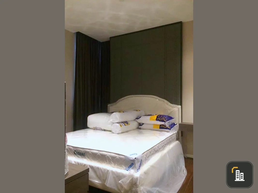 Urgent for rent !! The Diplomat 39 Condo, full furniture, good location, convenient transportation in the center of the city, do not miss !!