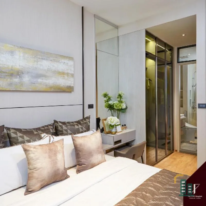 Urgent sale !! Condo The Fine Bangkok Thonglor-Ekamai, good location, close to the train, convenient transportation, good price, don't miss !!