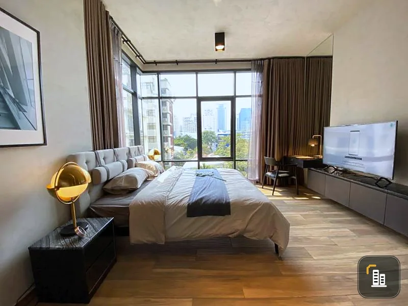 For sale Condo The Loft Asoke, luxury project, Loft style, fully furnished, ready to move in, convenient to travel, urgently booking !!