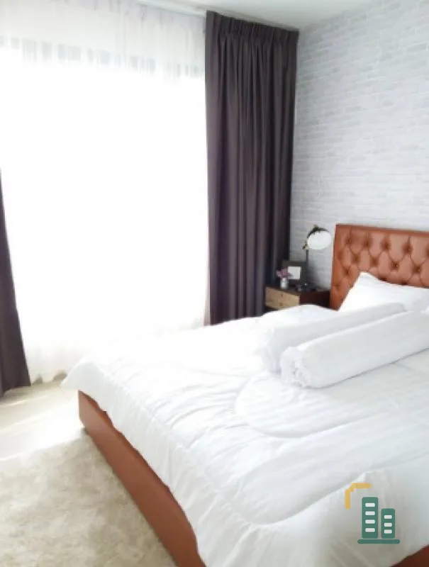 Urgent sale !! Condo The Lofts Ekkamai, good location, near BTS, fully furnished, ready to move in, can't find anywhere, hurry !!