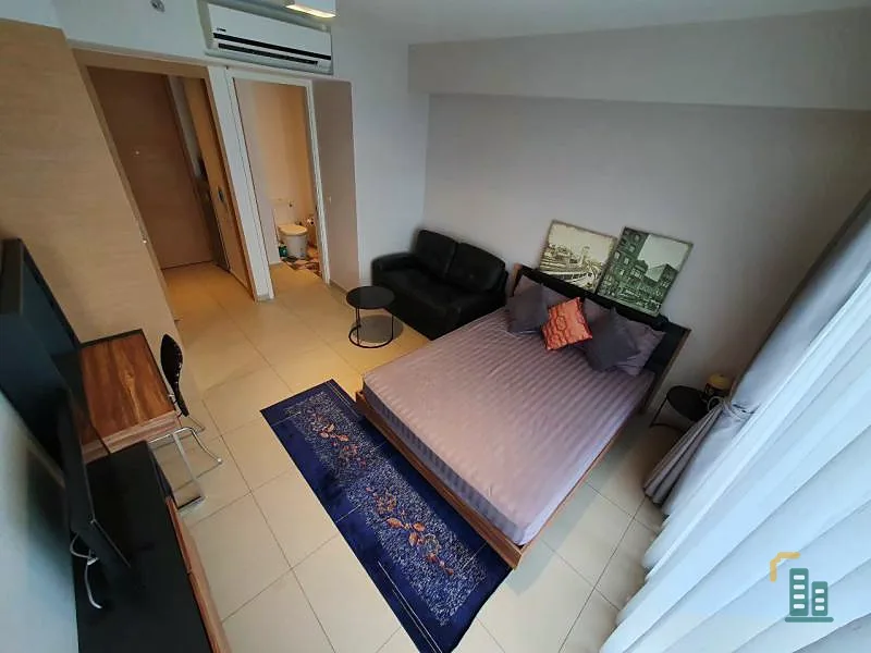 Condo for sale / rent at The Lofts Ekkamai, Studio room, 1 bathroom, ready to move in, close to the train, reasonable price, do not miss !!