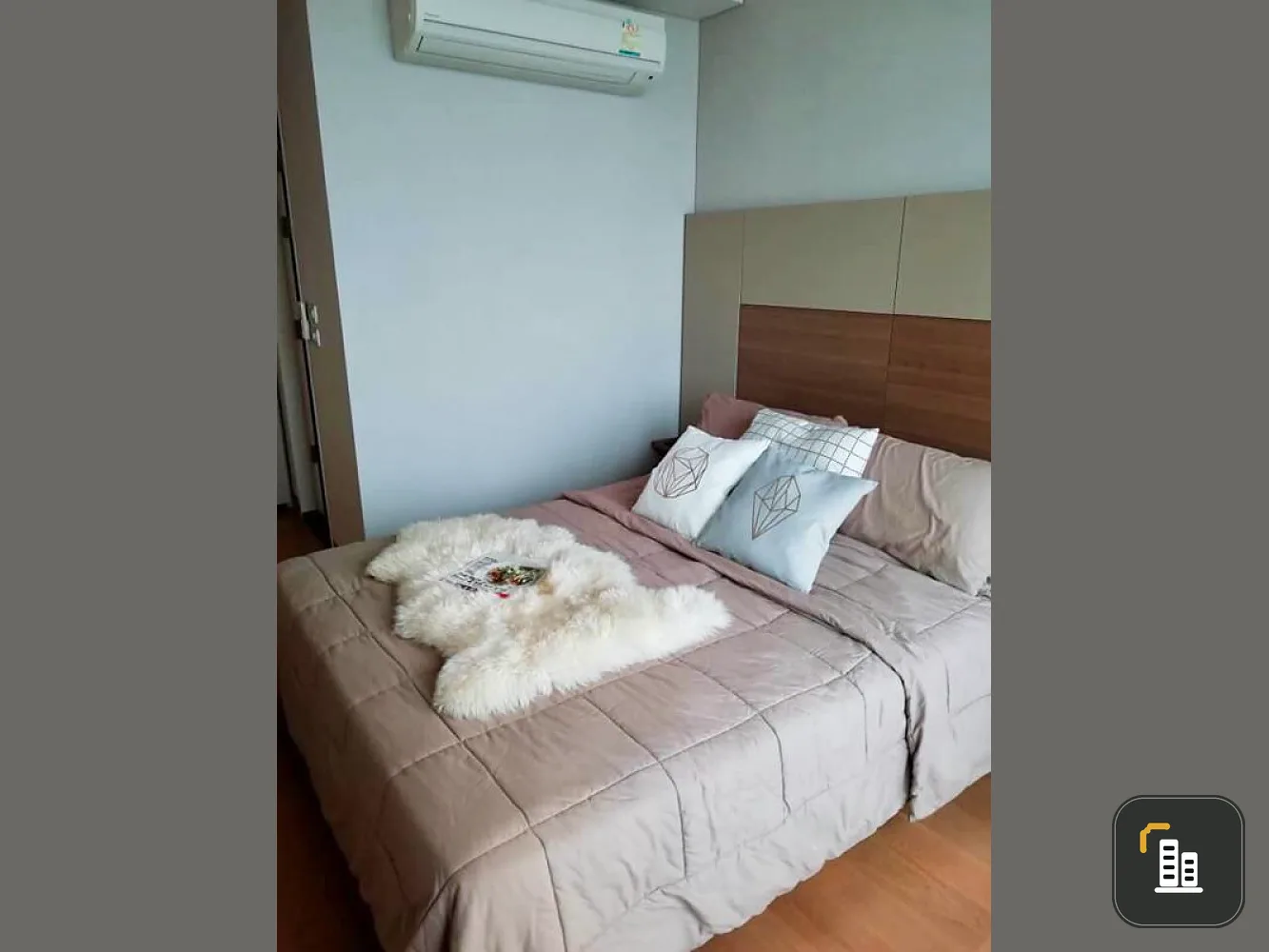 Condo for sale / rent, The Lumpini 24, fully furnished, ready to move in, convenient to travel, near the train, this price can't be missed !!