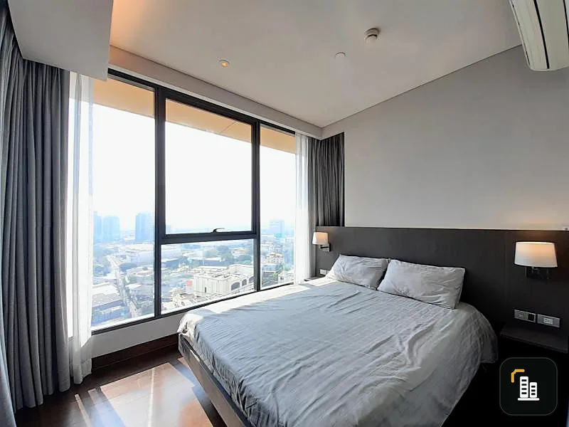Urgent for rent !! Condo The Lumpini 24, good location in the heart of the city, close to shopping centers, do not miss !!