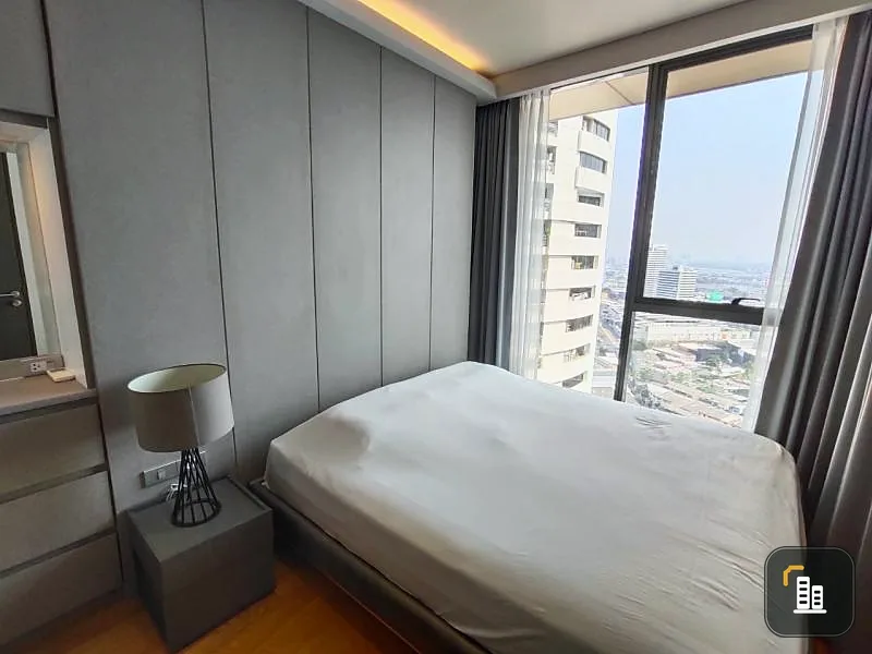 Urgent for rent !! Condo The Lumpini 24, beautiful room, prime location, close to the source of food Full of facilities, do not miss !!
