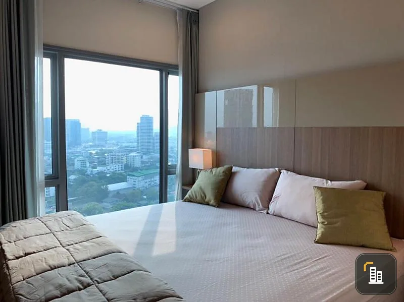 Condo for sale, The Crest Sukhumvit 34, 22nd floor, beautiful view, 2 bedrooms, easy to travel, near the BTS, do not miss!