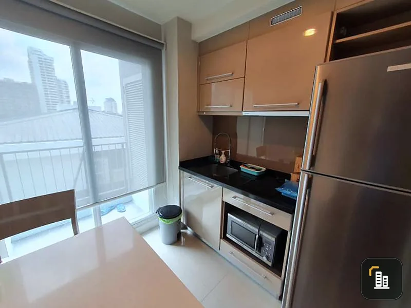 Condo for sale / rent, The Crest Sukhumvit 49, fully furnished, ready to move in, do not miss !!