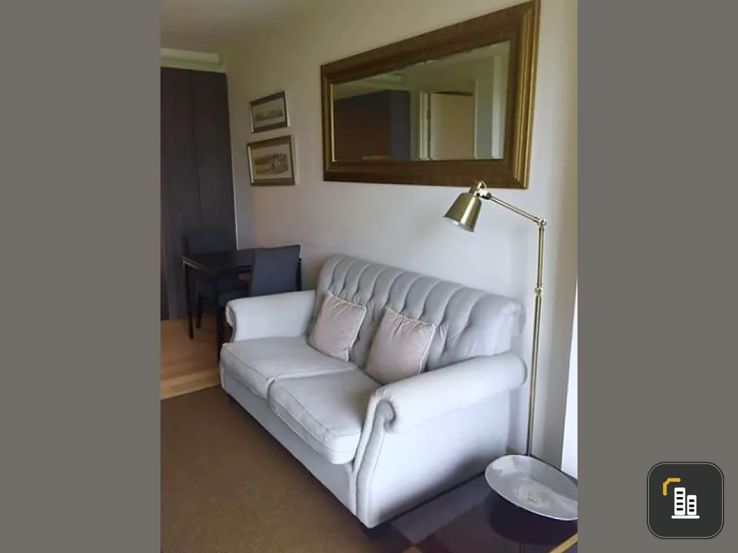 Sell / rent VIA 49, 8th floor, beautiful room, beautiful view, ready to move in, do not miss it.