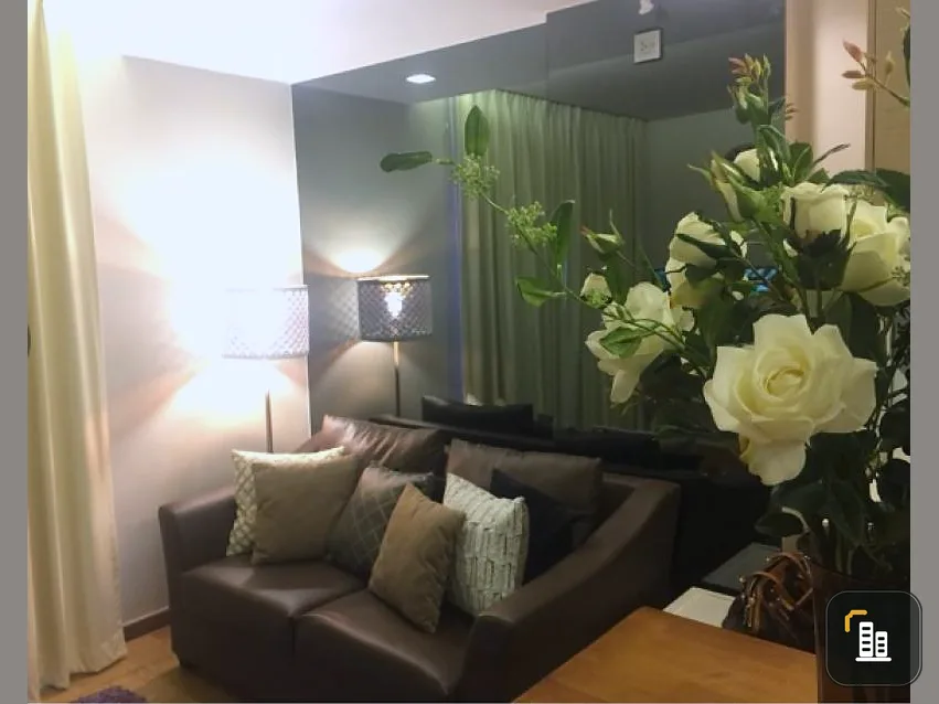 Sell Condo Via Botani Sukhumvit 47, 5th floor, beautiful room, beautiful view, very inviting.