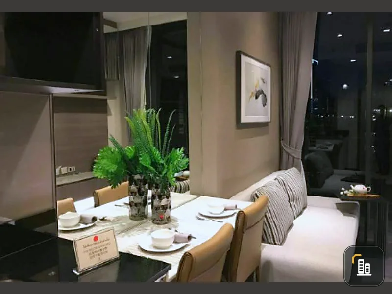 Condo for sale, Edge by Sansiri, Sukhumvit 23, near the train, good location, in the heart of the city, miss it and will regret it.