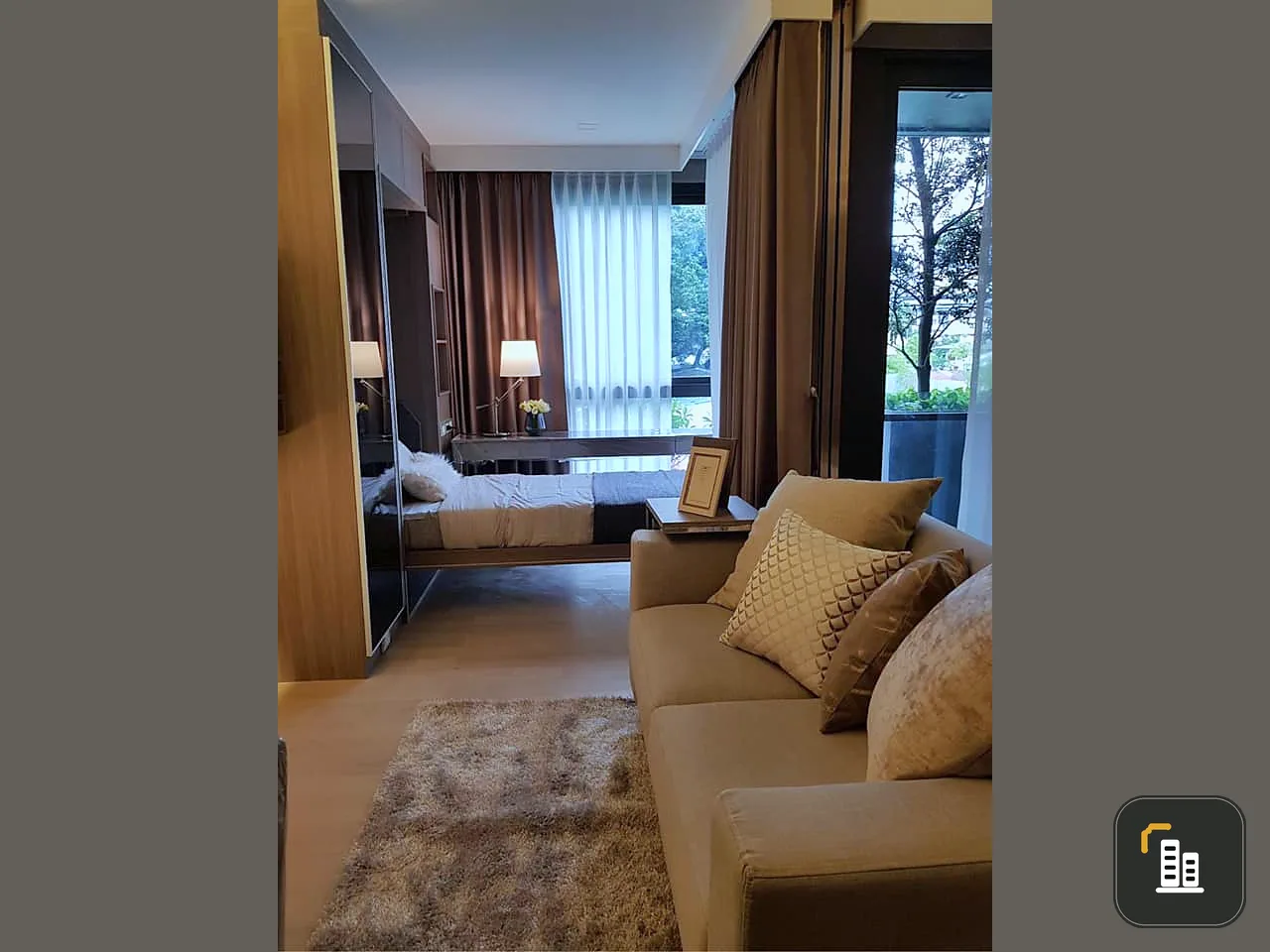 For rent, Urbitia Thong lo, 5th floor, beautiful decoration, fully furnished, convenient transportation, near bts, ready to move in