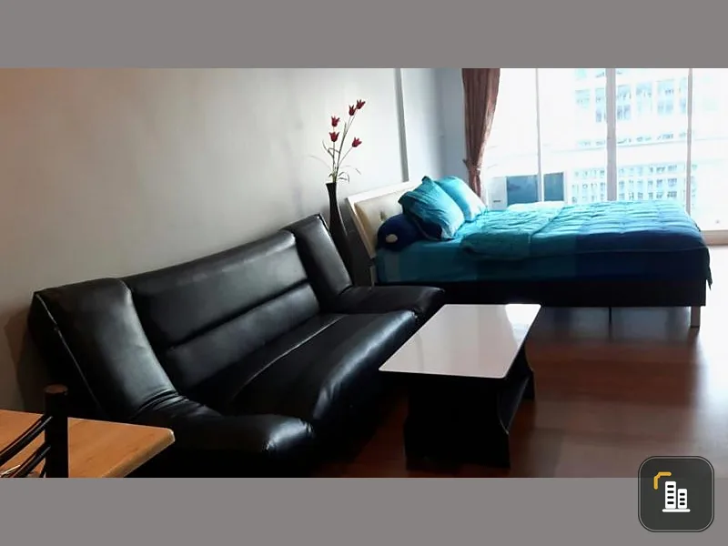 Condo for rent, Grand Parkview Asoke, 19th floor, fully furnished, good location, convenient transportation.