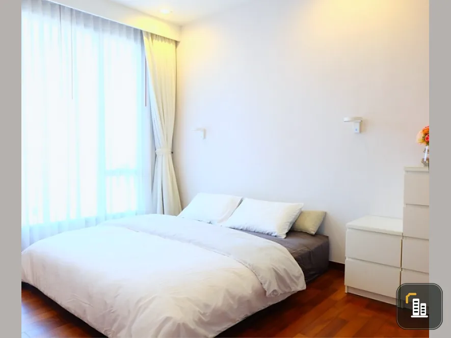 Condo for sale, Ashton Morph 38, beautiful room, beautiful decoration, high floor, city view for living or investment, it is very worthwhile.