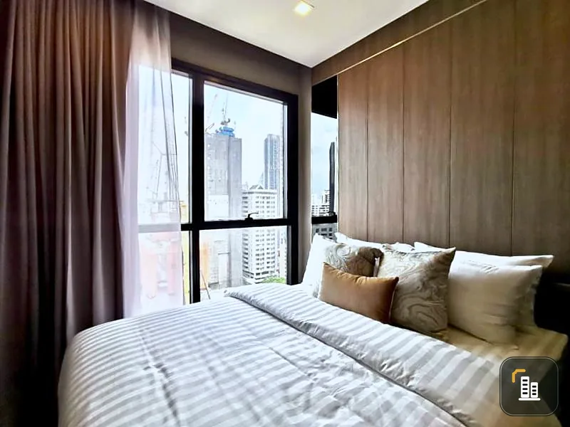 Sell at a loss !! Condo Ashton Asoke 2 bedrooms, 2 bathrooms, 16th floor, fully furnished, ready to move in, special price !! You can't miss it !!