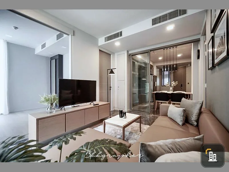 For rent, Ashton Residence 41, size 2 bedrooms, 2 bathrooms, fully furnished, convenient transportation, near bts, fully furnished.