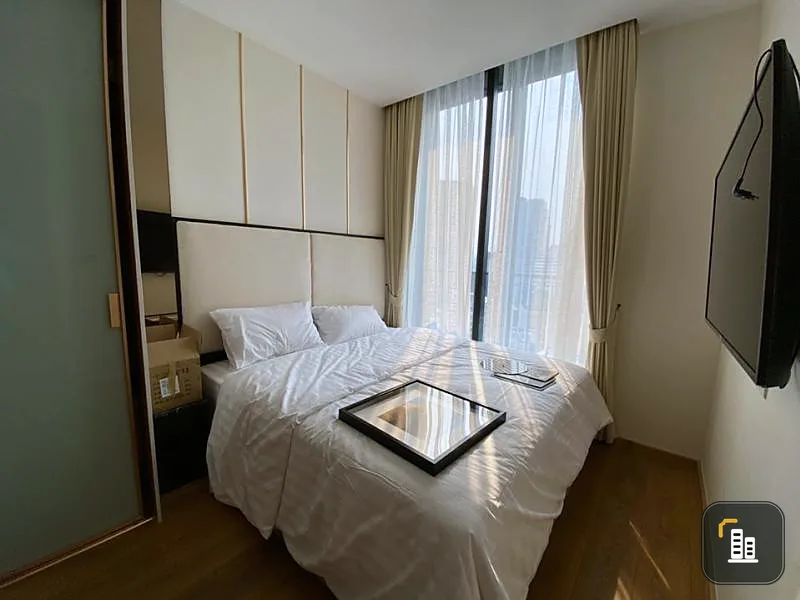 Condo for rent, Noble B Sukhumvit 33, beautiful room, ready to move in, 2 bedrooms, good location, close to the BTS. Can't miss it !!