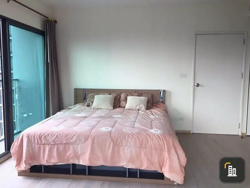 Noble Remix Sukhumvit 36 Condo for sale, corner room, next to BTS, ready to move in, convenient to travel, super private, don't miss it!