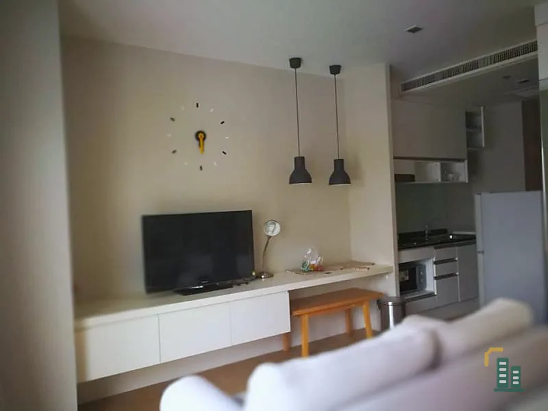 express!! Condo for rent, Noble Reville, near BTS, very convenient, fully furnished, ready to move in, great value.