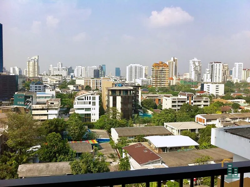 Sell / rent. Urgent !! Noble Reville Condo, 10th floor, south view, no block, near the train, ready to move in, hurry !!