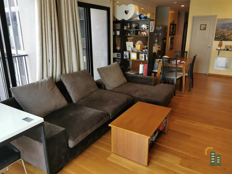 Urgent sale !! Noble Reville Condo, 2 bedrooms, 2 bathrooms, ready, near the electric car, very good location, do not wait, hurry !!