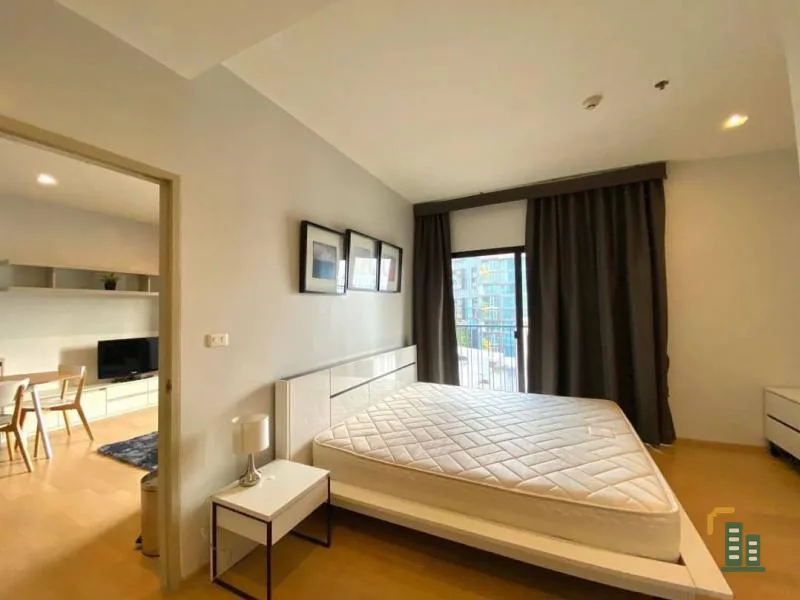 Condo for rent, noble reveal, beautiful room, simple but luxury, lots of furniture, close to BTS Ekkamai. Hurry before the room is dropped.