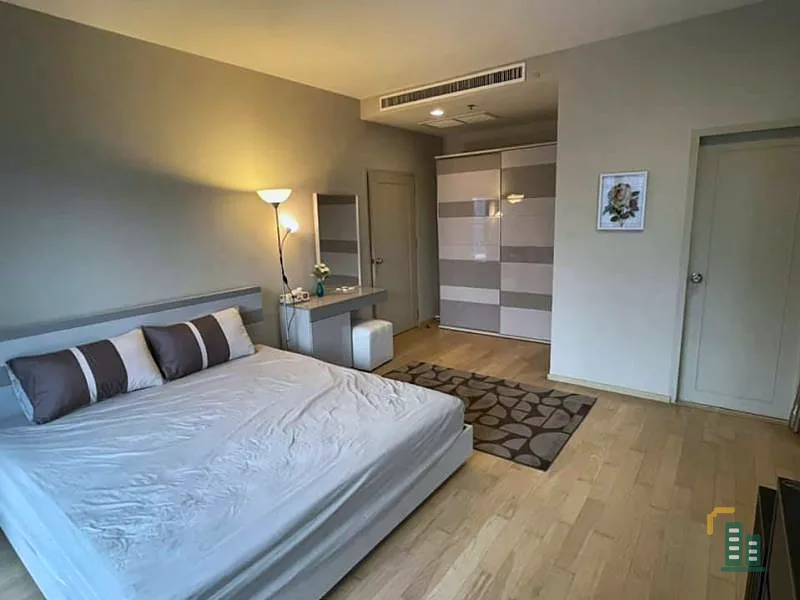 Condo for rent, Noble Reville, corner room, fully furnished, beautiful view, near BTS.