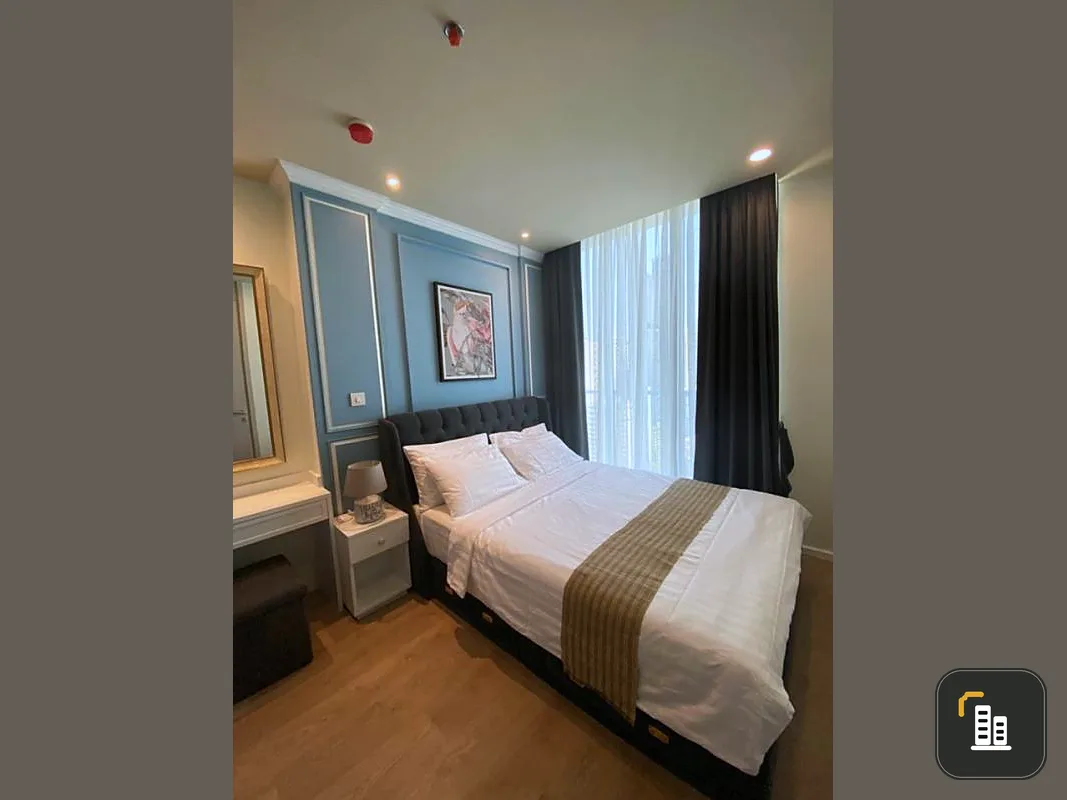 For rent, Noble Recole Sukhumvit 19, private corner room, city view, cool breeze all day long. Come first come first served