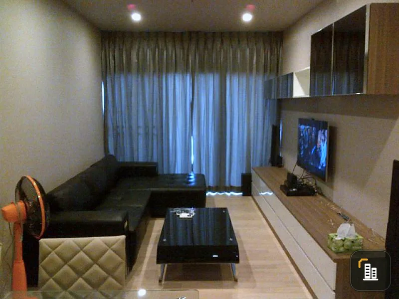 Condo for rent: Noble Refine, high floor, fully furnished + electrical appliances Potential location, extremely convenient transportation.