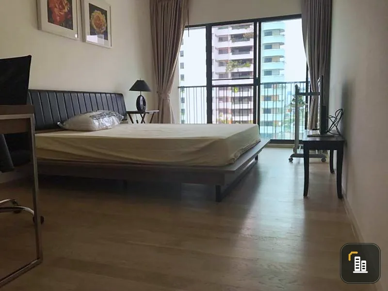 For rent noble refine, fully furnished, has a soaking tub, convenient location, don't miss