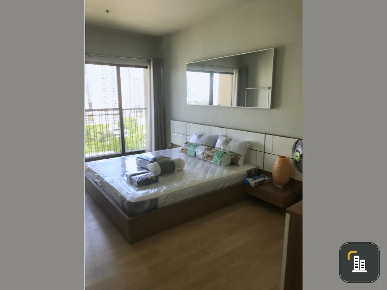 Rent / sale Noble Refine condo, fully furnished. Appliances ready Can only stay