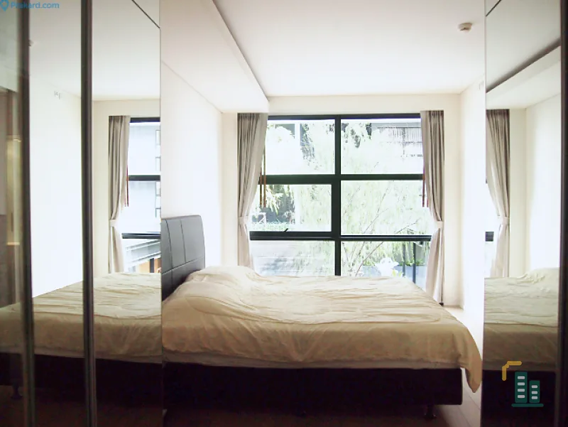 For rent, mode sukhumvit 61, fully furnished, electrical appliances with good location, can not miss it.