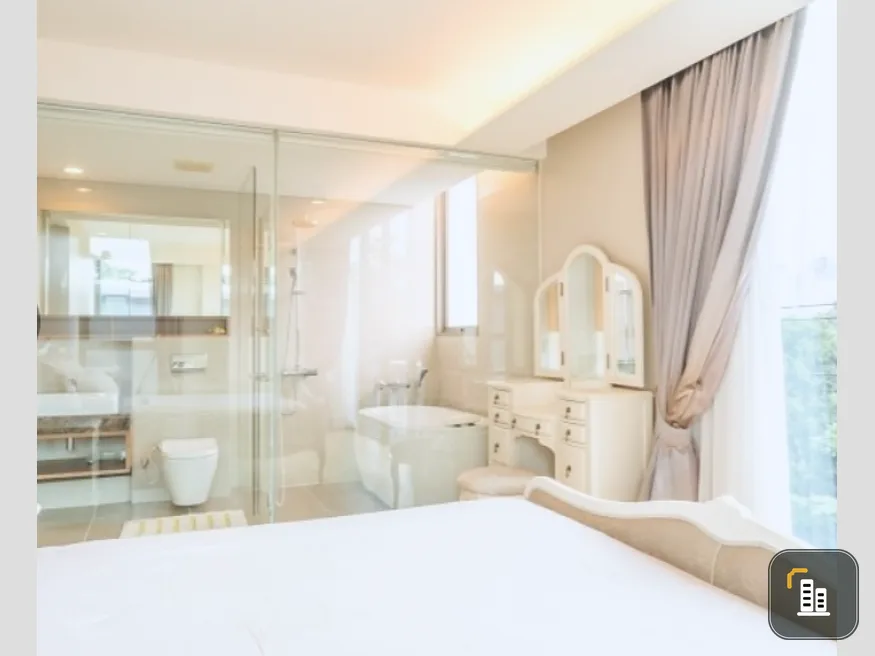 Condo for rent, Siamese Thirty Nine, corner room, fully furnished, near BTS, fully furnished Don't miss it.