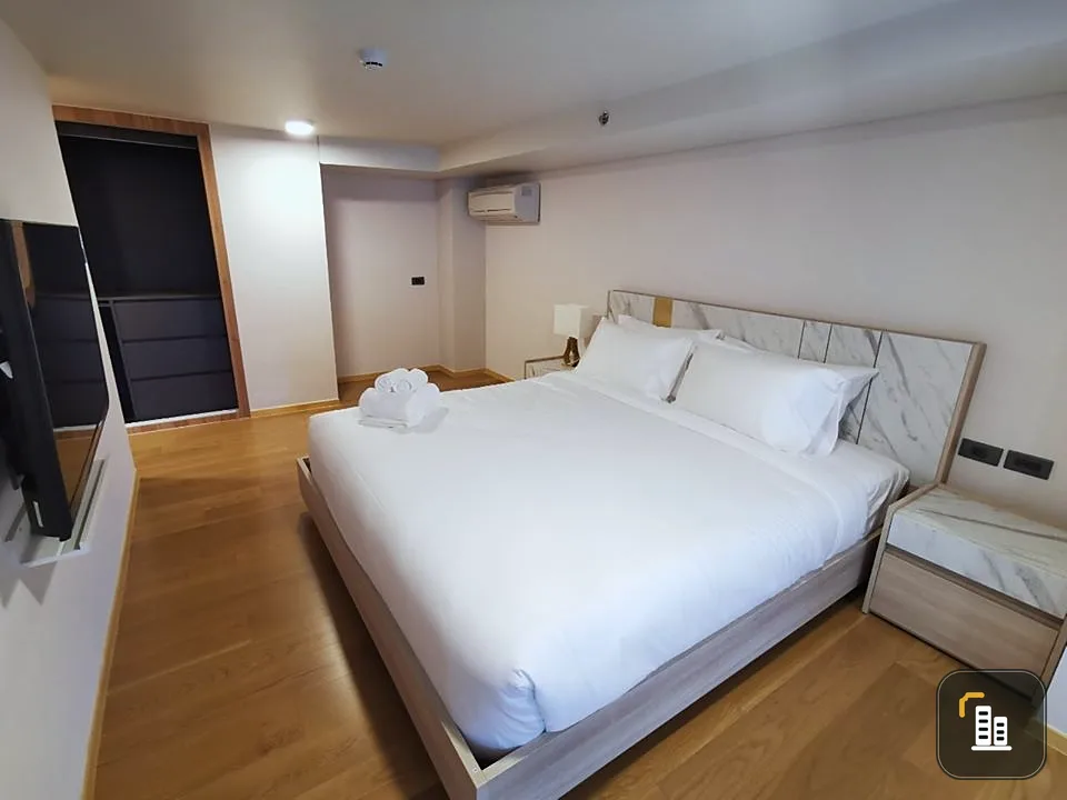 For rent, Siamese Exclusive 31, with private elevator, near BTS Sukhumvit-Asoke, ready to move in, good value, urgent price.