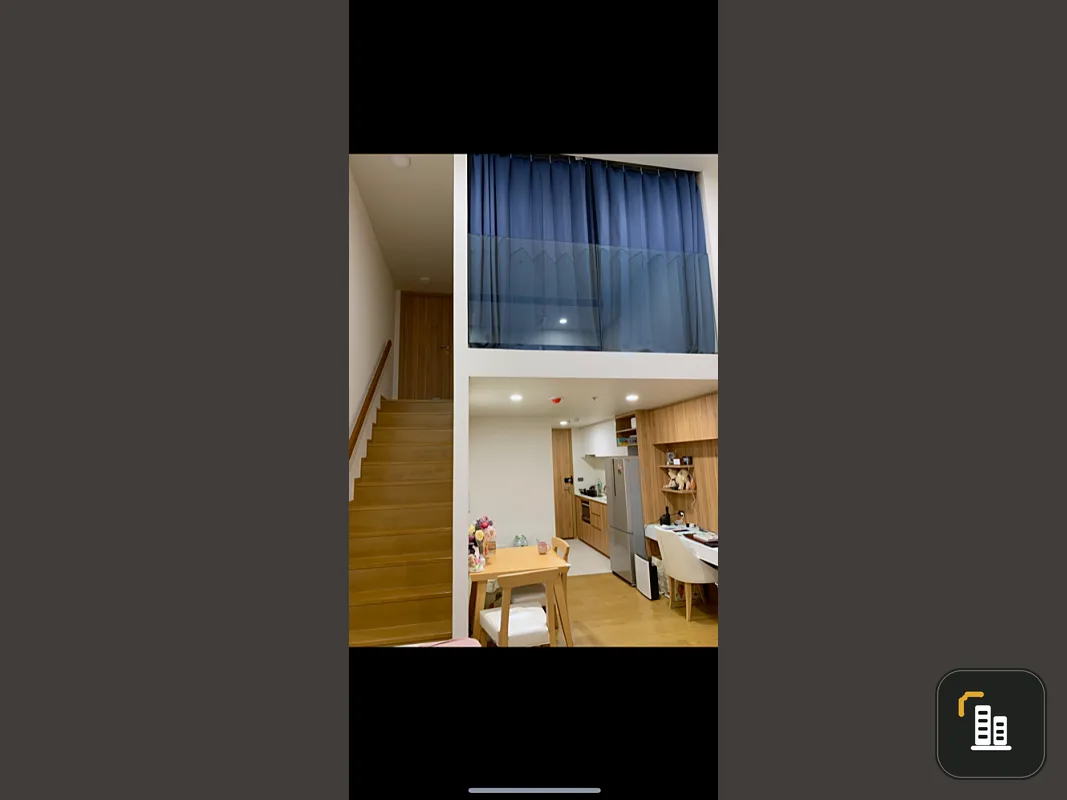 Urgent sale, Siamese Exclusive Condo, Sukhumvit 31, beautiful floor plan, Duplex, complete furniture, best location, near BTS, near MRT, hurry and grab it.